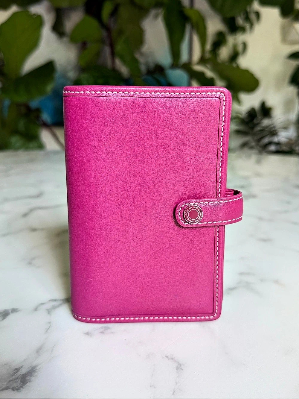 Coach Vintage Leather Mini Agenda Notebook Passport Cover Fuchsia Punch Pink Y2K